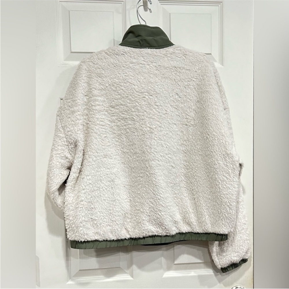 Vuori Women's XL Cozy Sherpa Popover Jacket Pullover Dune Green Cream NWT Pile - Picture 5 of 8